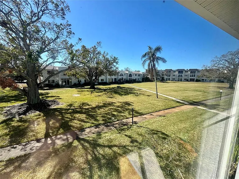 4510 Overlook Dr NE #225 — Photo 12