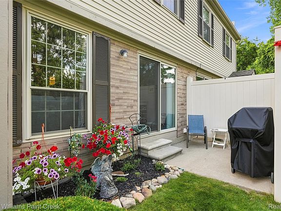 3rd image of 3009 High Pointe Ridge Rd