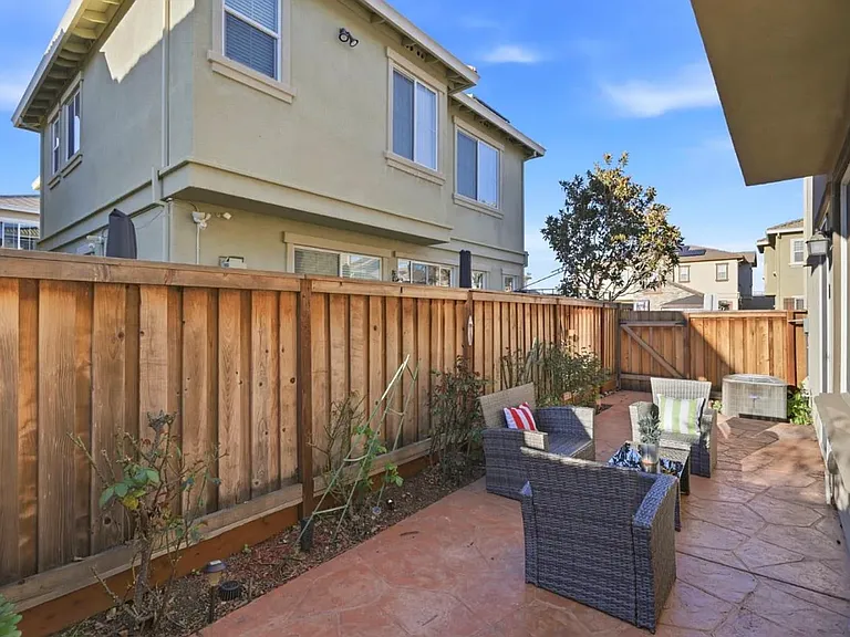117 Fresco Ct — Photo 16