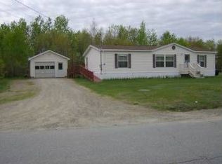 112 Rosewood Dr, Farmington, ME 04938