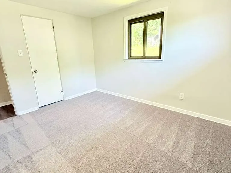 224 Jacob Dr — Photo 14