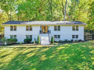 6747 Pennywell Dr, Nashville, TN 37205