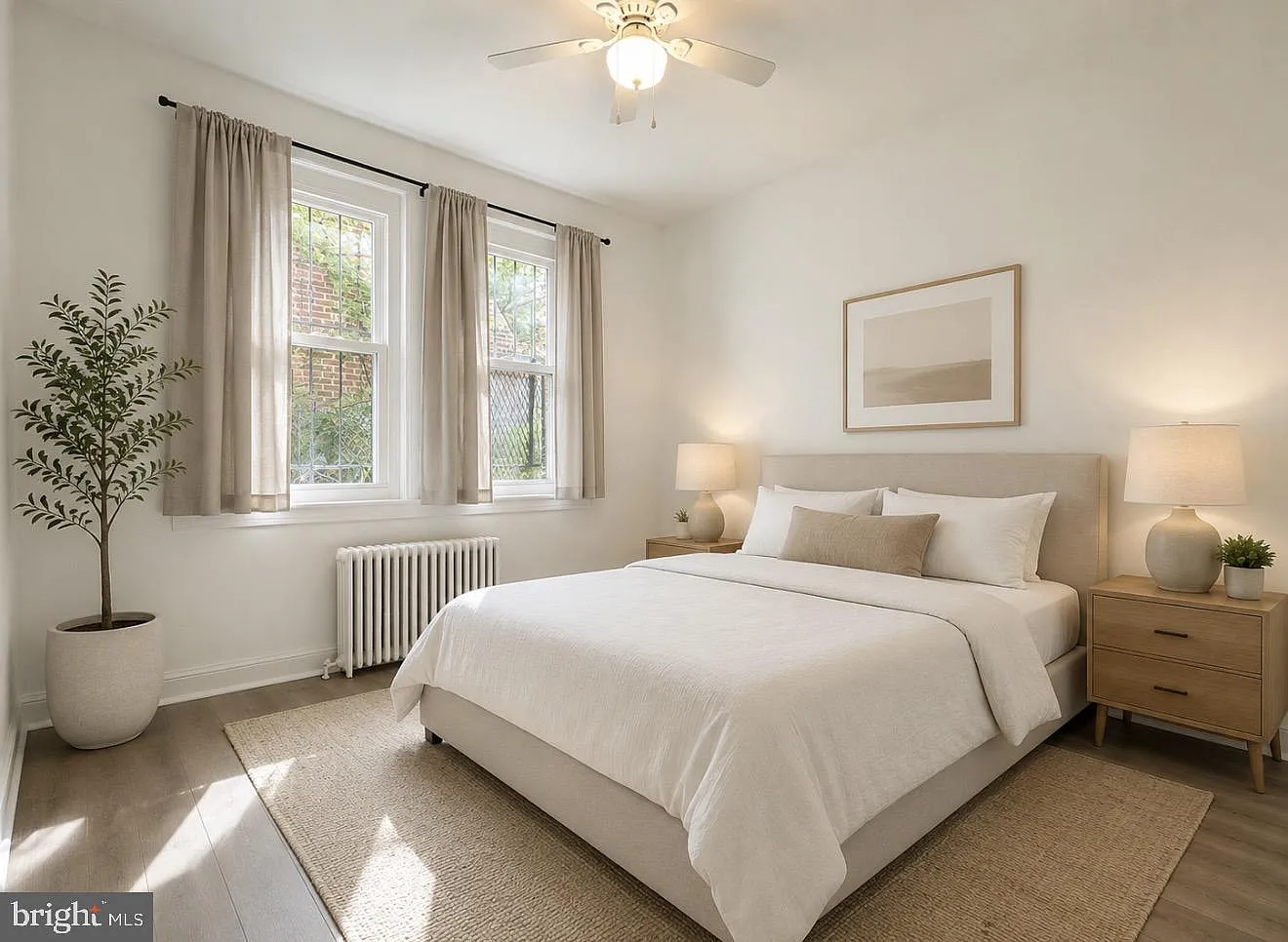 2 bed, 1.0 bath, 928 sqft, $2,400 — Photo 4