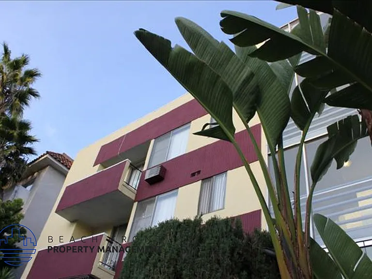 464 S. Berendo St. — Photo 21