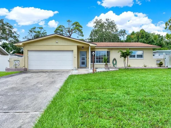 11633 Walker Ave, Seminole, FL 33772