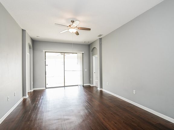 4th image of 7319 Tangle Bend Dr