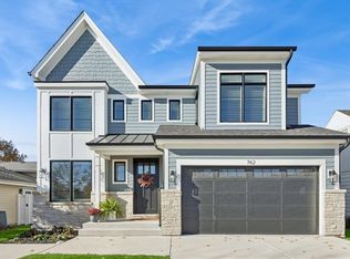 762 S Saylor Ave, Elmhurst, IL 60126