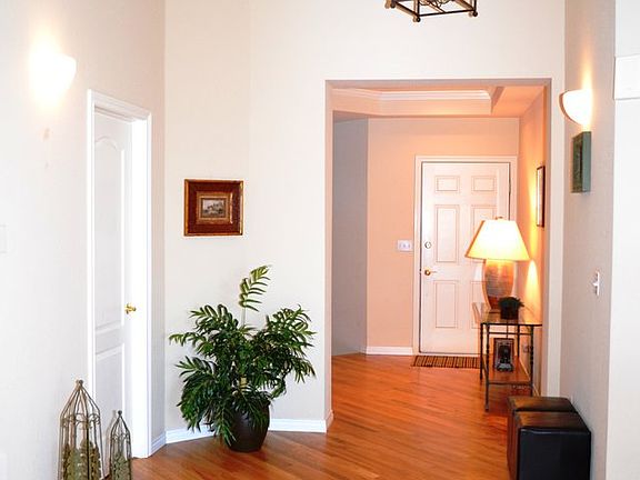 5th image of 950 Southridge Greens Blvd #25