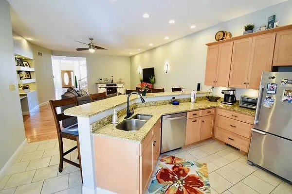 4376 Olive St — Photo 7