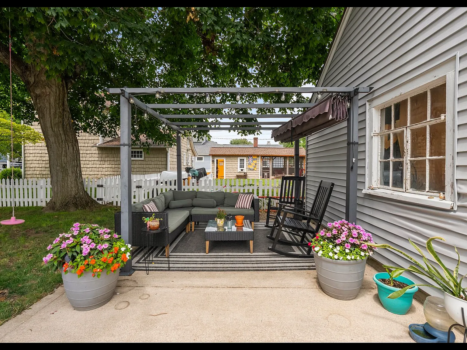 4 bed, 1682 sqft, $2,000 — Photo 2