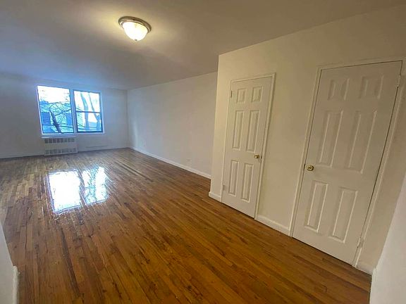 3rd image of 89-29 163rd St #3