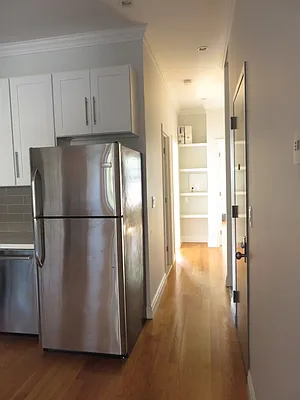 Rented by Space Real Estate | media 57