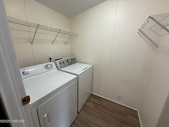 5th image of 201 Sanctuary Blvd