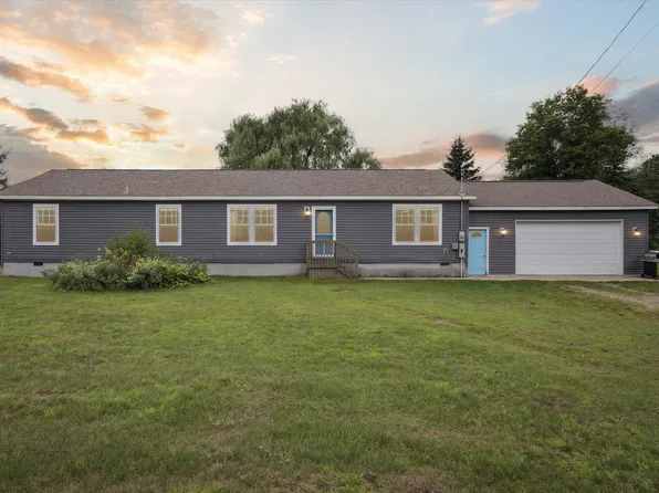 7879 116th Ave, Holland, MI 49424