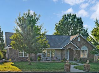 1485 S Village Lane, Bolivar, MO 65613