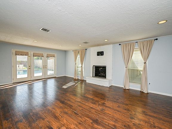 2nd image of 5614 Bough Ct