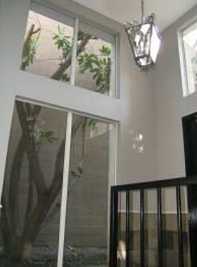 2nd image of 1410 Wellesley Ave APT 206