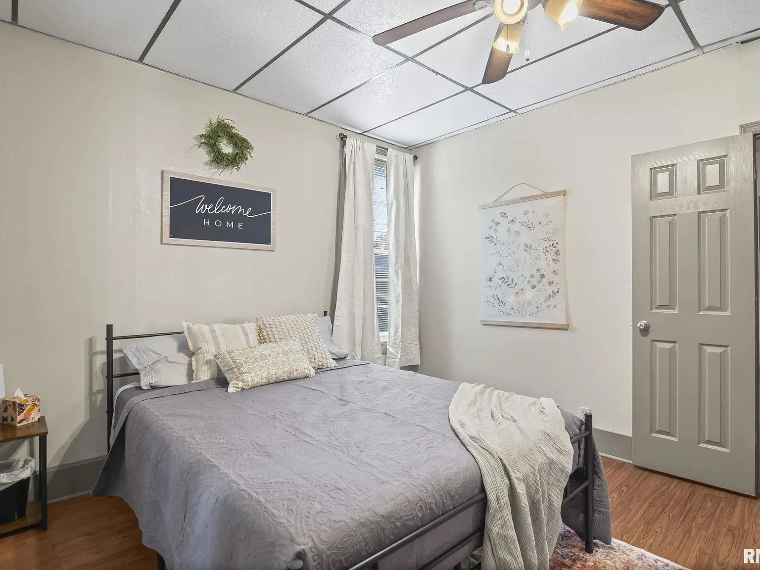 Tastefully Appointed 2-Bedroom Home - minutes to Medical District — Photo 4