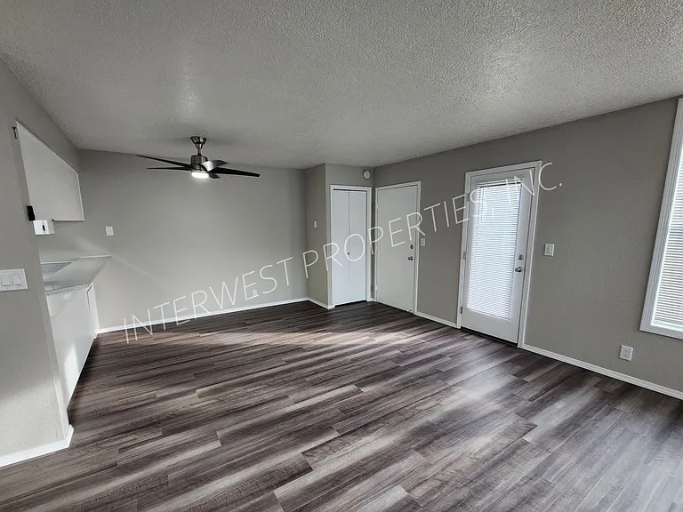 1525 SW 14th Ave — Photo 6