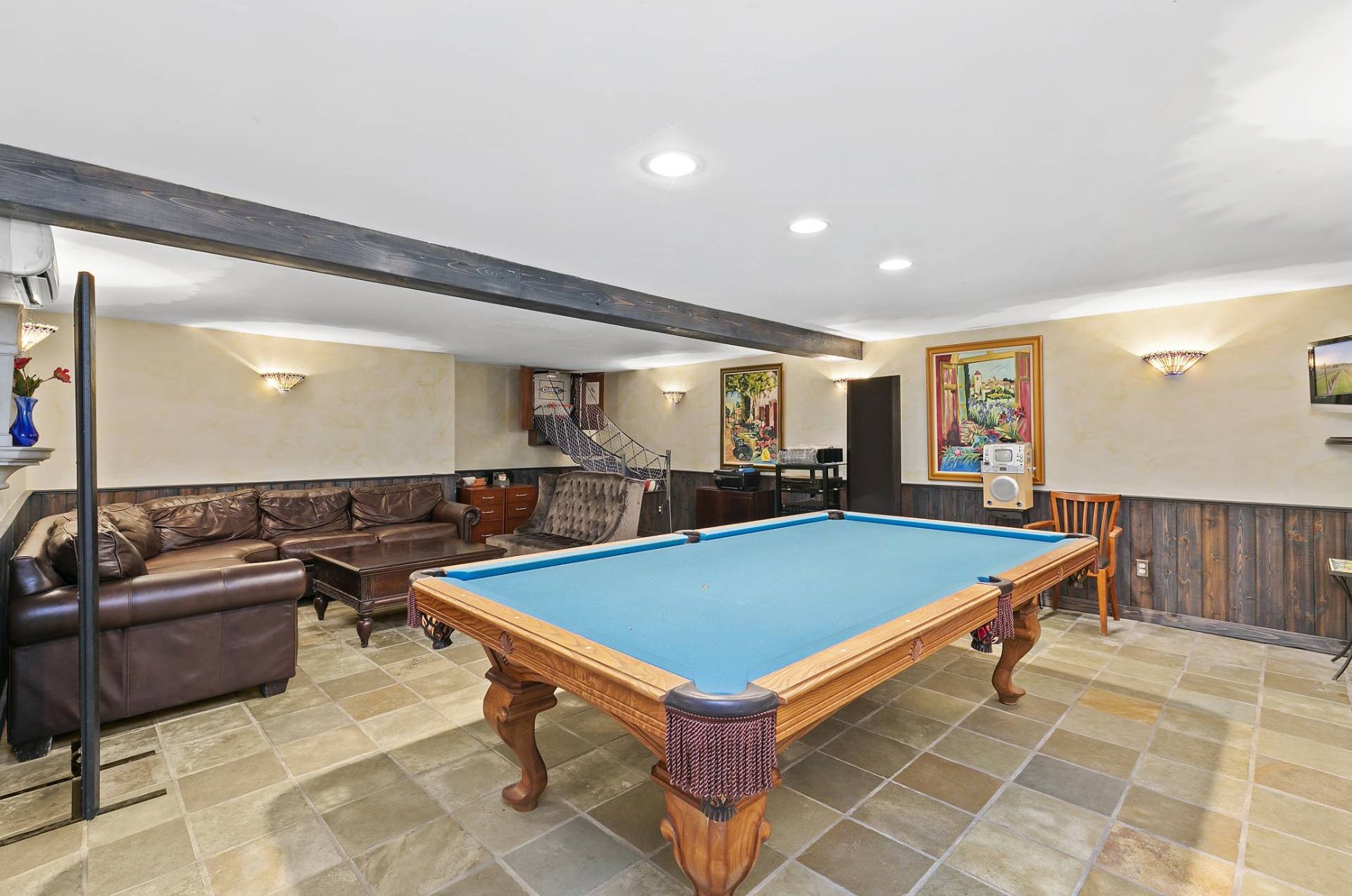 97 Tanager Ln, Water Mill, NY 11976 Out East