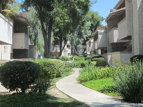 4th image of 28947 Thousand Oaks Blvd APT 204