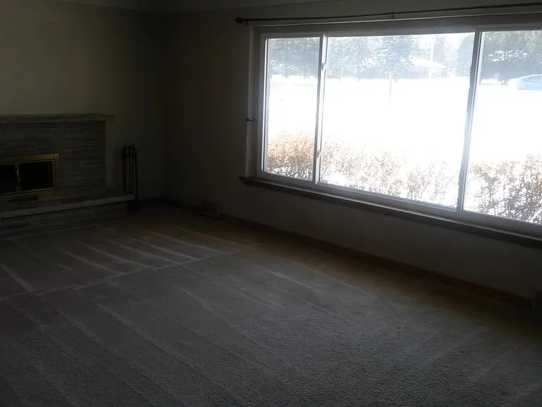 2030 Snelling Ave N — Photo 10