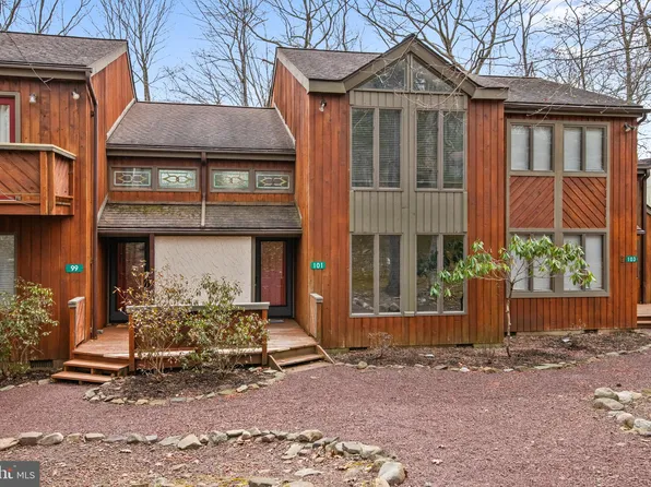 101 Warbler Ct, Lake Harmony, PA 18624