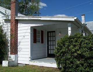 1st image of 106 Howard Blvd