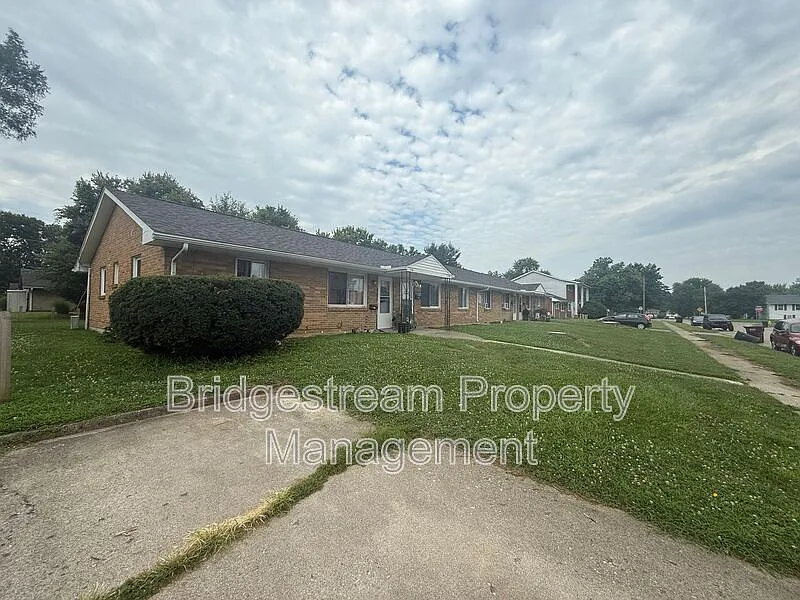 1214 Case Ave