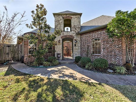 4th image of 3508 SW 123rd Pl