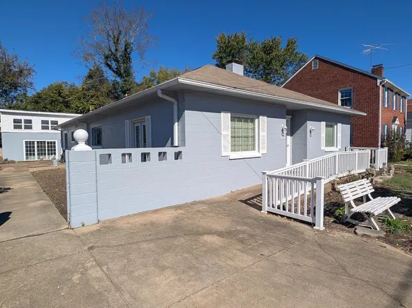 1213 Parcell St, Fredericksburg, VA 22401