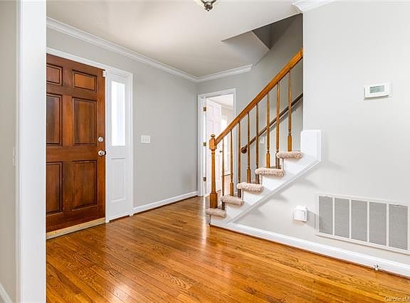 2nd image of 8201 Bellfield Pl
