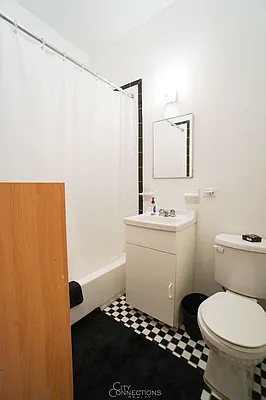 Rented by City Connections Realty | media 51