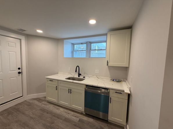 91 Winthrop Shore Dr #B