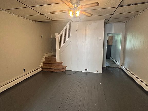 3rd image of 32 S Catherine St #1