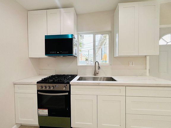 2nd image of 14210 Sylvan St #8