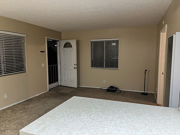 4th image of 4154 W 159th St #1