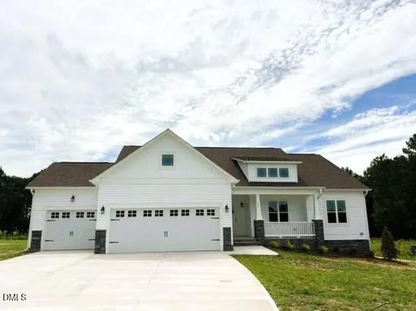 746 Olive Branch Dr, Smithfield, NC 27577