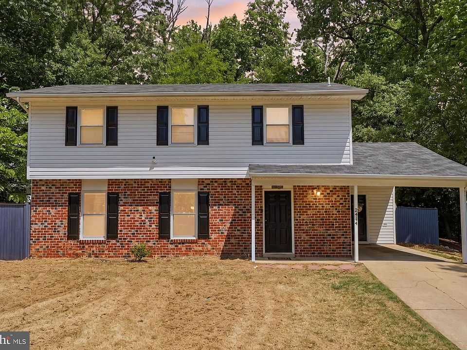 1st image of 2414 Oakwood Ct
