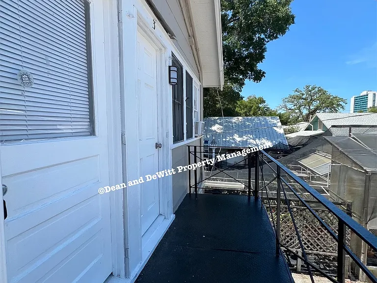 1009 Turner St #3 — Photo 14