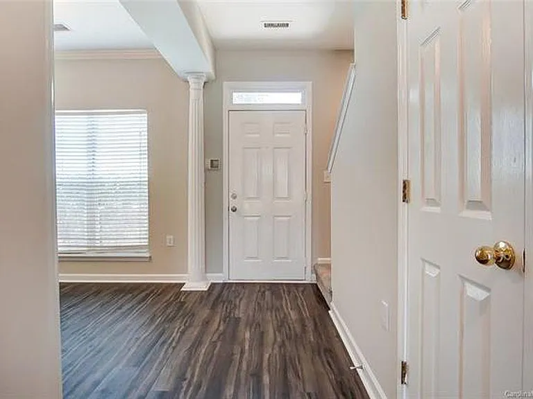 18823 Silver Quay Dr — Photo 3