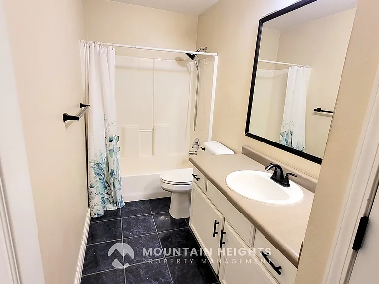 1953 W Black Angus Dr — Photo 16