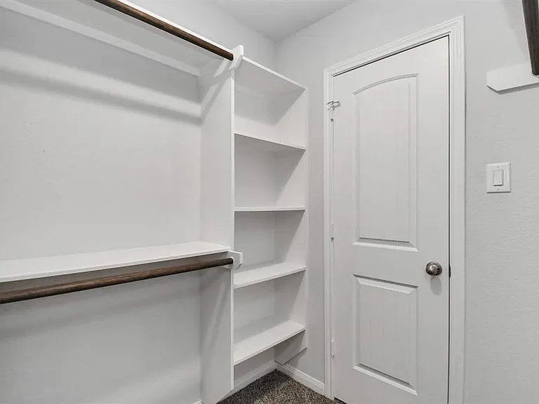 11028 Patriot Ct — Photo 29