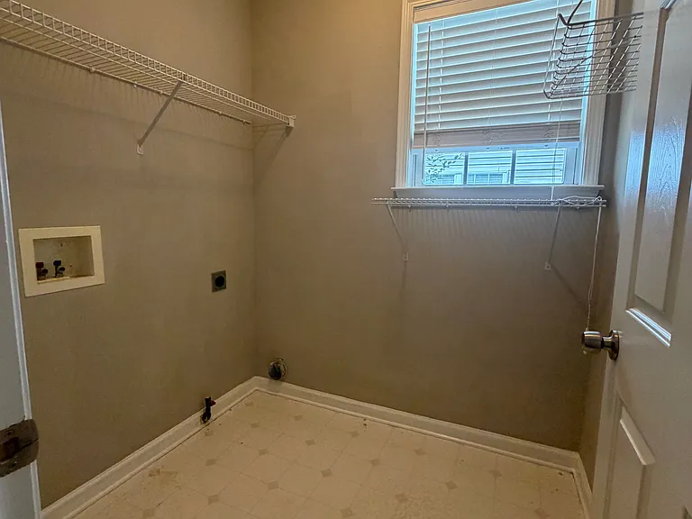 10905 Wittenridge Dr — Photo 12