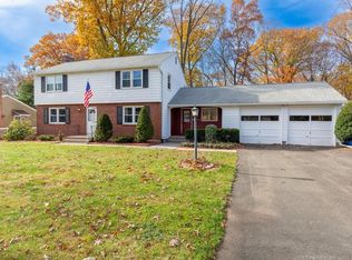 15 Timber Ln, Bristol, CT 06010