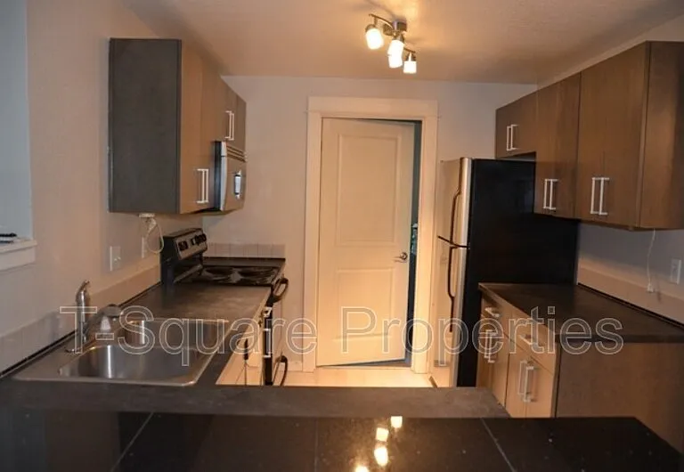 726 Kirkland Cir #C-103 — Photo 3