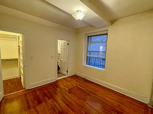 Rented by Douglas Elliman | media 8