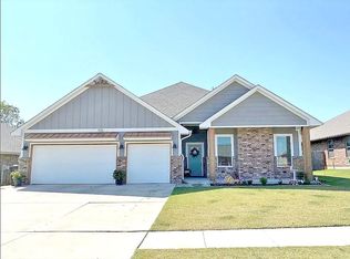 1516 SE 6th St, Moore, OK 73160