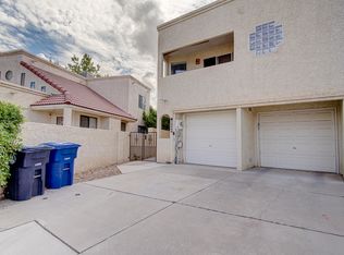 10040 Del Chaparral Ct NE, Albuquerque, NM 87111