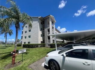 14891 Hole In 1 Cir APT 101, Fort Myers, FL 33919